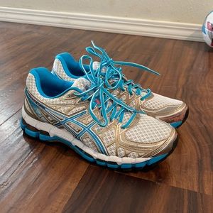 New without tags womens ASICS gel kayano